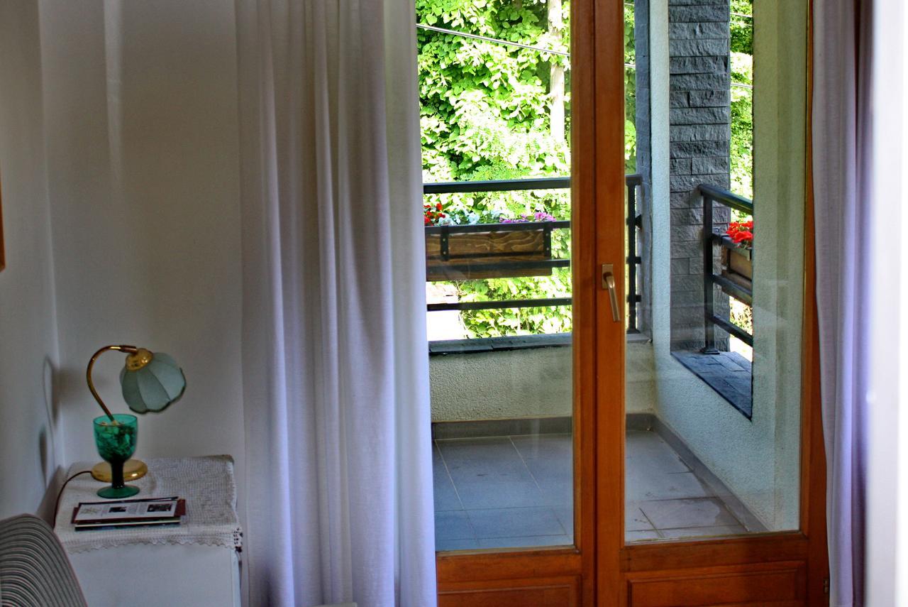 Apartmani15 อารันเยโลวัคส์ ภายนอก รูปภาพ