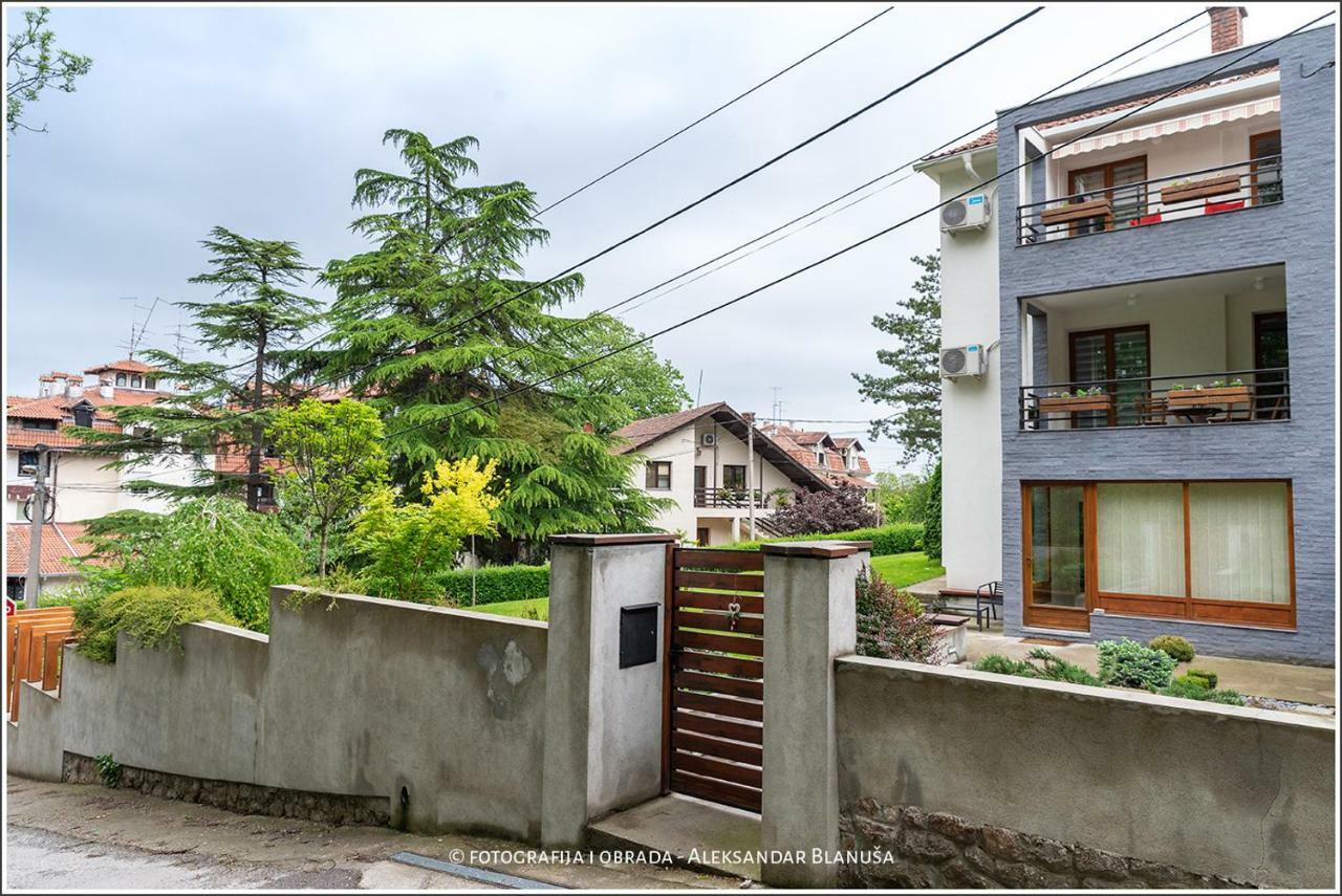 Apartmani15 อารันเยโลวัคส์ ภายนอก รูปภาพ